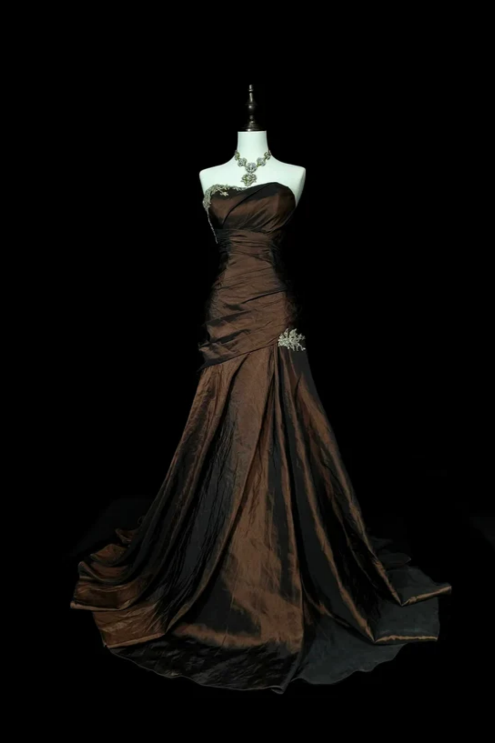 Luxuriöses, elegantes Meerjungfrauenkleid aus dunkelbraunem Satin mit Farbverlauf – perfekt für Dinner und roten Teppich (NV6386)