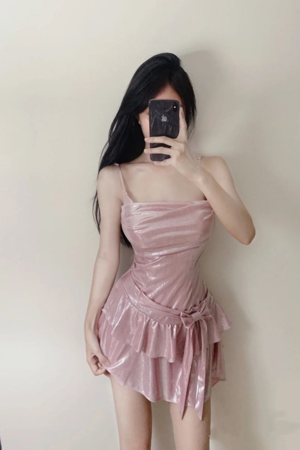 Süße Spaghettiträger Rüschen kurze Satin Mädchen Mini Homecoming Kleid Partykleid nv5438