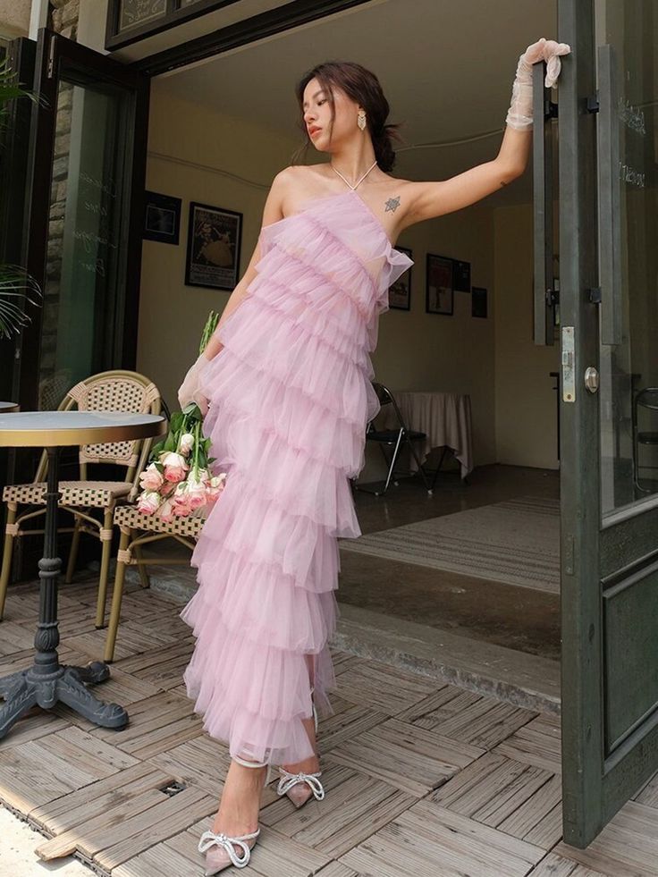 Robe de soirée longue en tulle rose à dos nu nv1353