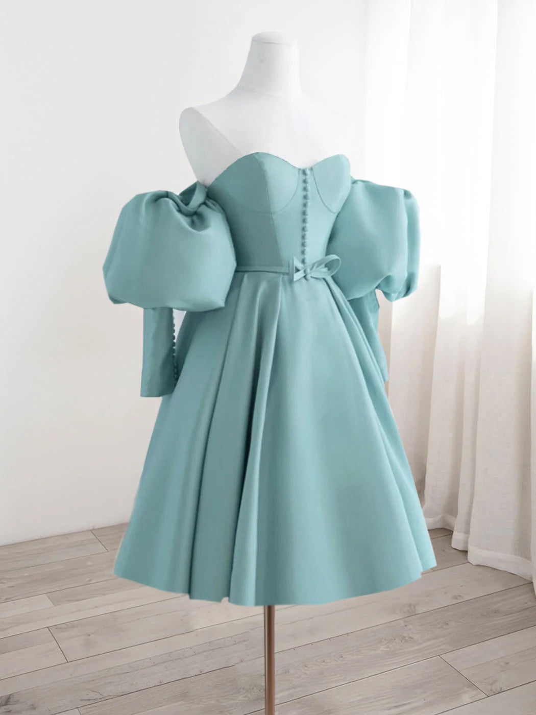 Robe de bal courte en satin bleu à décolleté en cœur simple, jolie robe de bal de fin d'année nv2100