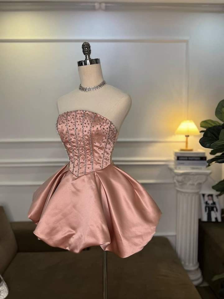 Weiß/Rosa Mode Perlen Elegante Kurze Satin Homecoming Kleid Party Kleid nv4856