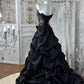 Luxuriöses, perlenbesetztes, trägerloses Abendkleid mit Schleppe – Dunkelbraunes 3D-Rosenmuster NV6843