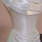 Weißes, glänzendes Satin-Abendkleid in bodenlanger Ball- und Abendgarderobe, NV5053