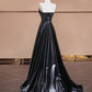 Schwarzes schlichtes, stilvolles bodenlanges Ballkleid-Abendkleid aus Satin, NV5055
