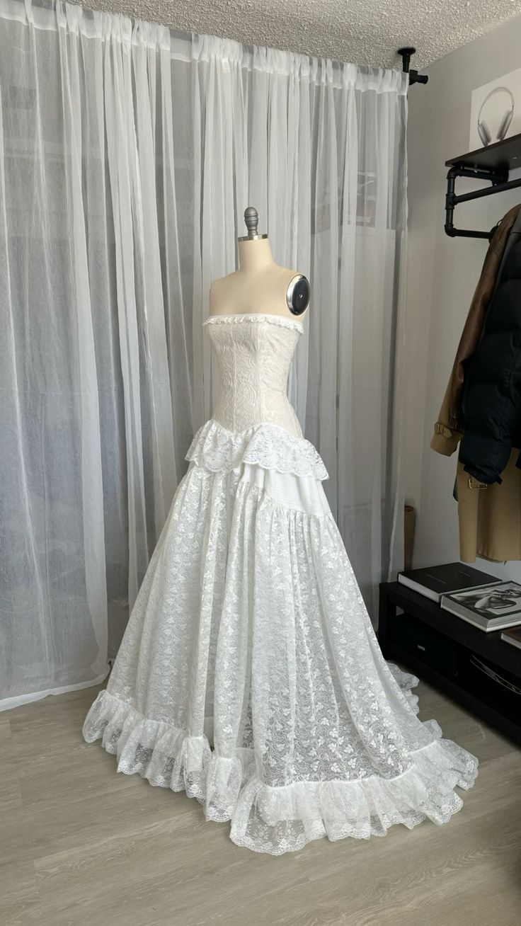 Robe de soirée longue en tulle et dentelle blanche élégante nv2816
