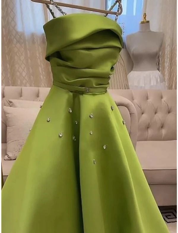 Robe de soirée mi-longue en satin à bretelles spaghetti verte/rouge/violet/bleue nv3206