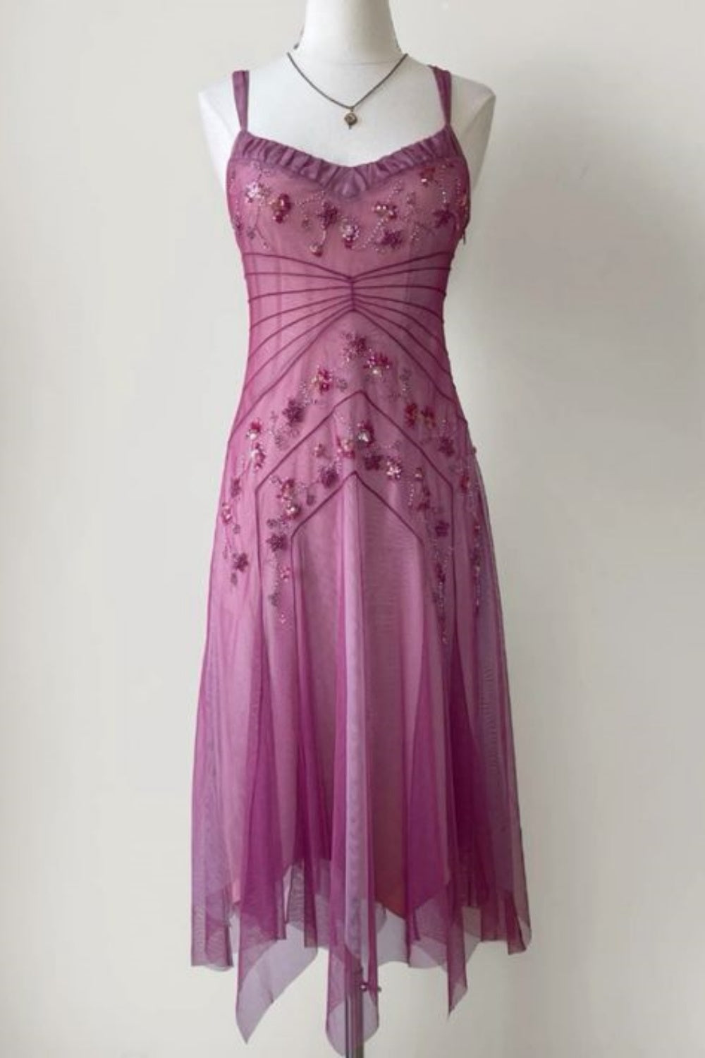NiceVestidos - Robe de bal mi-longue perlée rose NV5692