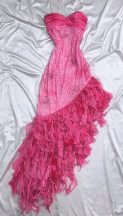 Robe de soirée longue en mousseline de soie rose sans bretelles, décolleté en cœur, à volants et fleurs, nv5343