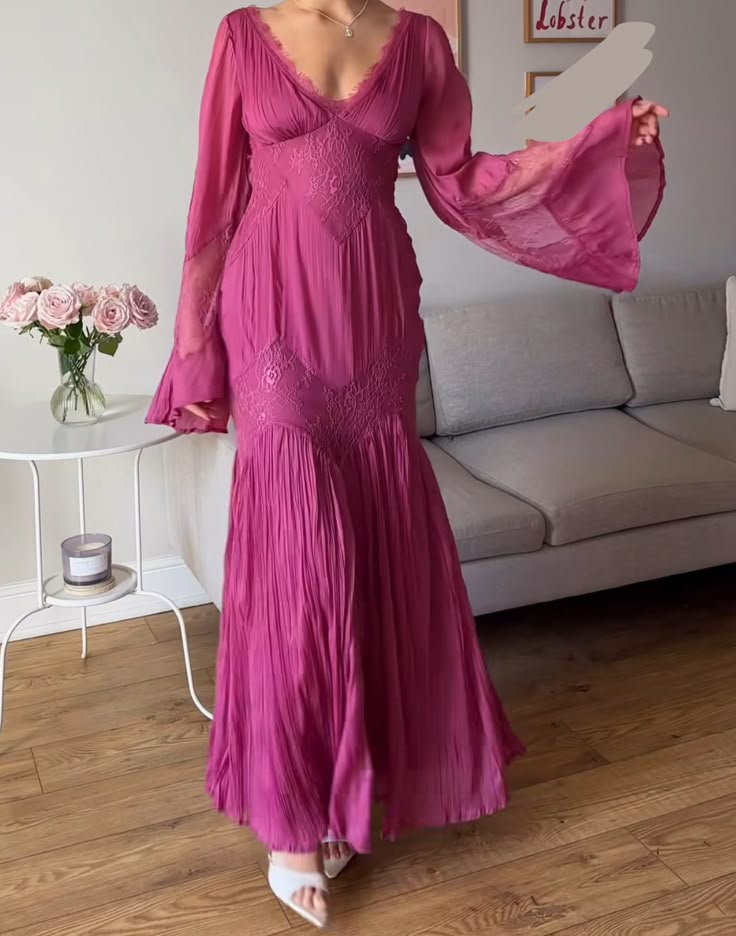 Robe de soirée longue en mousseline de soie, élégante, style rétro, col en V, dentelle exquise, volants, manches longues, longueur au sol, robe de bal, robe de soirée, robe de demoiselle d'honneur, nv3823