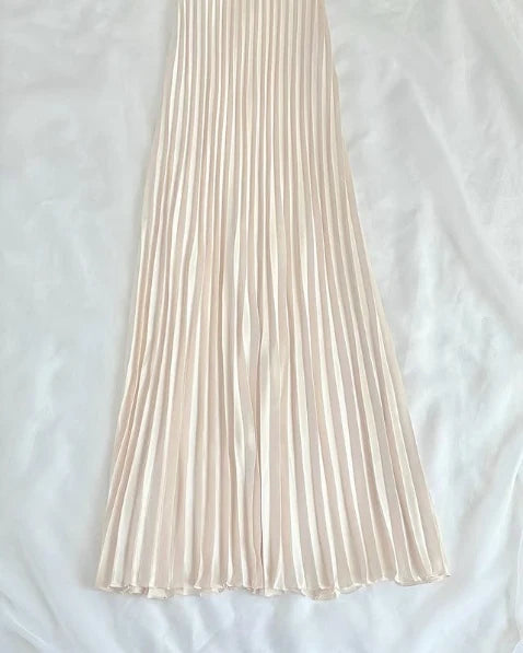 NiceVestidos-Langes, schlichtes Ballkleid aus Satin mit Spaghettiträgern und Plissee, Retro-Kleid Nv5630
