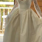 NiceVestidos - Robe de mariée longue blanche en dentelle à manches longues NV5837
