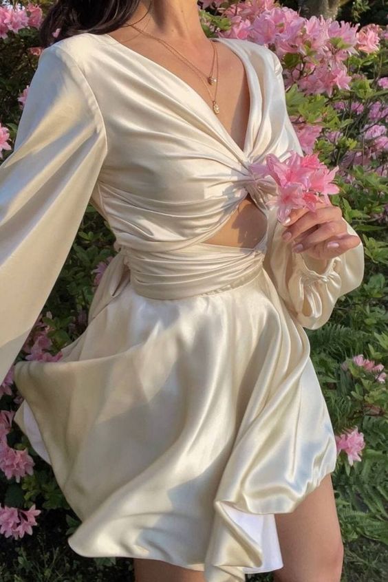 Robe de soirée courte à col en V blanche et à la mode nv1874