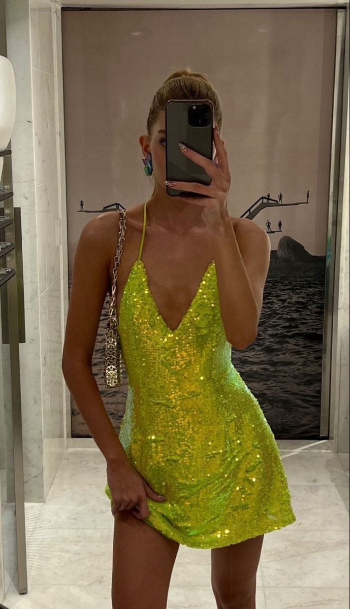 Gelb Grün Modisch Elegant Hosenträger Kurze Pailletten Homecoming Kleid Geburtstag Cocktail Party Kleid Abendkleid Ballkleid nv3957