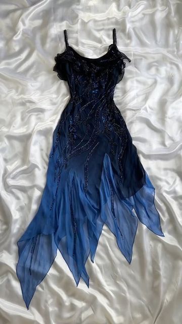 Navy Blue Vintage Elegant Exquisite Beaded Charming Long Tulle Prom Gown Evening Dress Party Dress nv3265