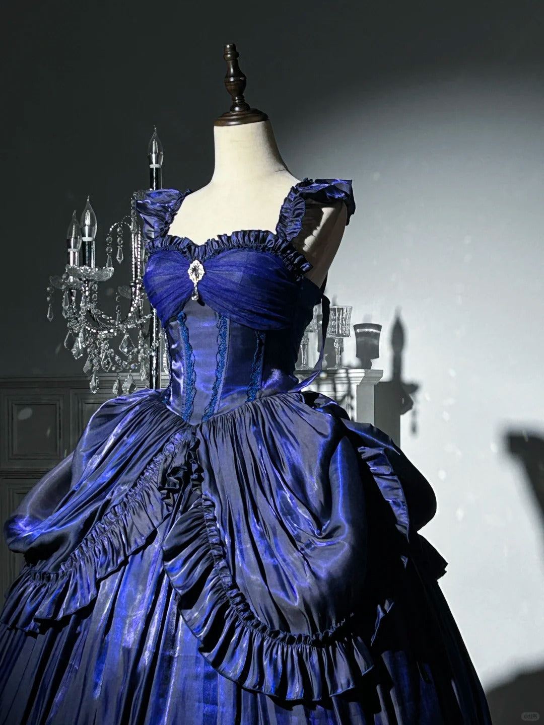 Robe de soirée longue en satin bleu, élégante, style vintage, mystérieuse, longueur au sol, robe de bal, robe de soirée, nv4192