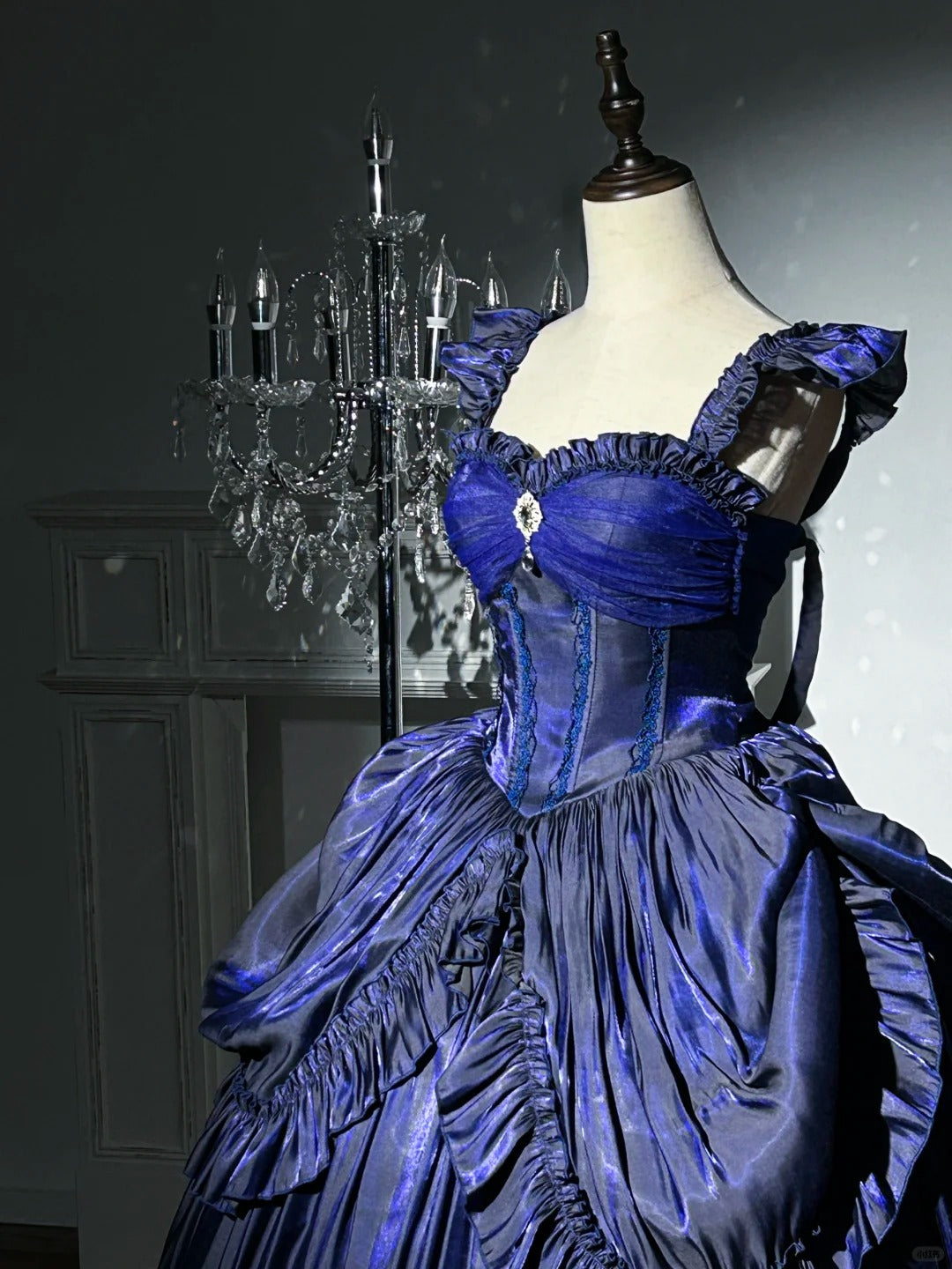 Robe de soirée longue en satin bleu, élégante, style vintage, mystérieuse, longueur au sol, robe de bal, robe de soirée, nv4192