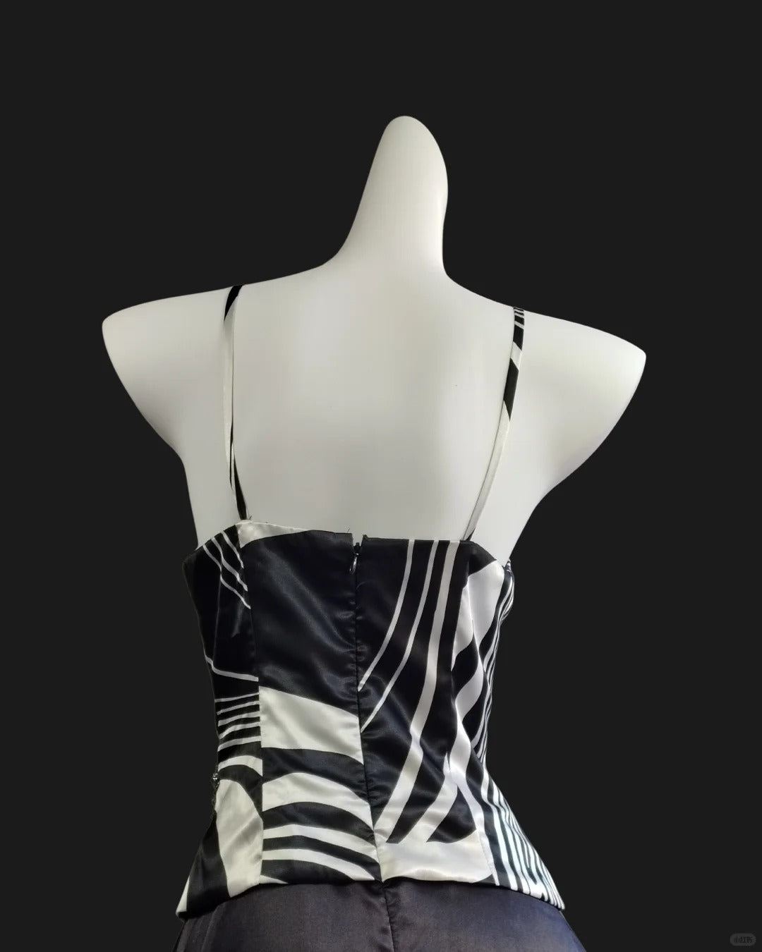 Elegantes Ballkleid aus Satin im Vintage-Stil in Schwarz und Weiß mit Spaghettiträgern, lang, nv5232