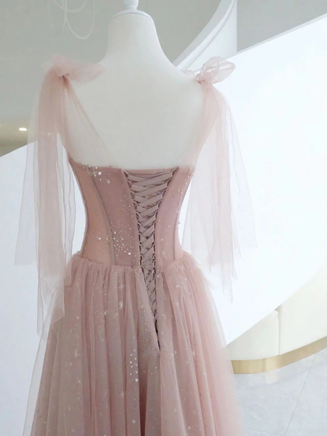 A-Linie, Rundhalsausschnitt, langes Ballkleid aus Tüll in Rosa, formelles Abendkleid in Rosa, nv1528