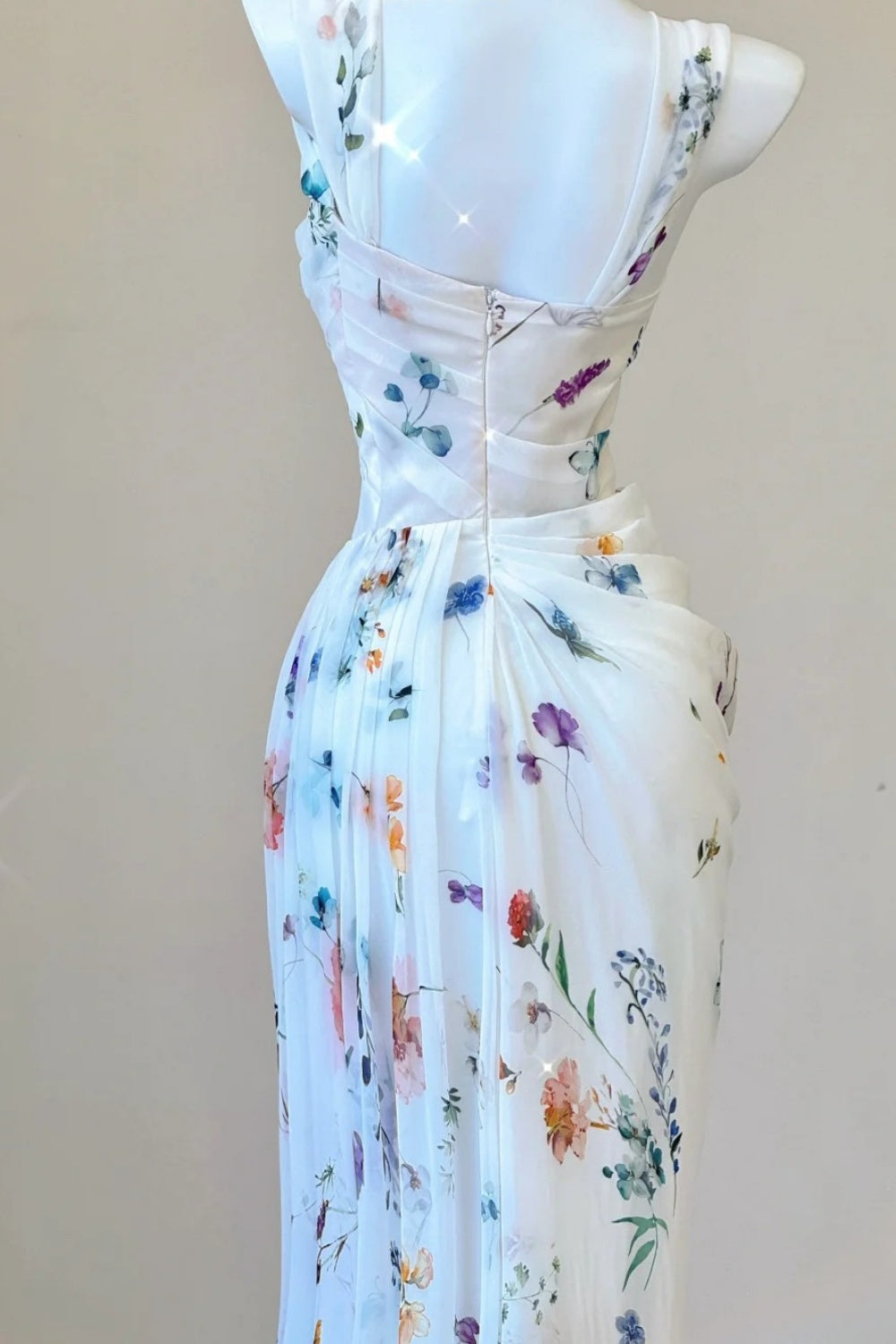 NiceVestidos--Fresh Art Style：Floral Chiffon Waist - Cinched Sleeveless Floor - Length Creative Evening Dress NV5811