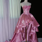 Elegantes und exquisites Abendkleid, Modell NV6722