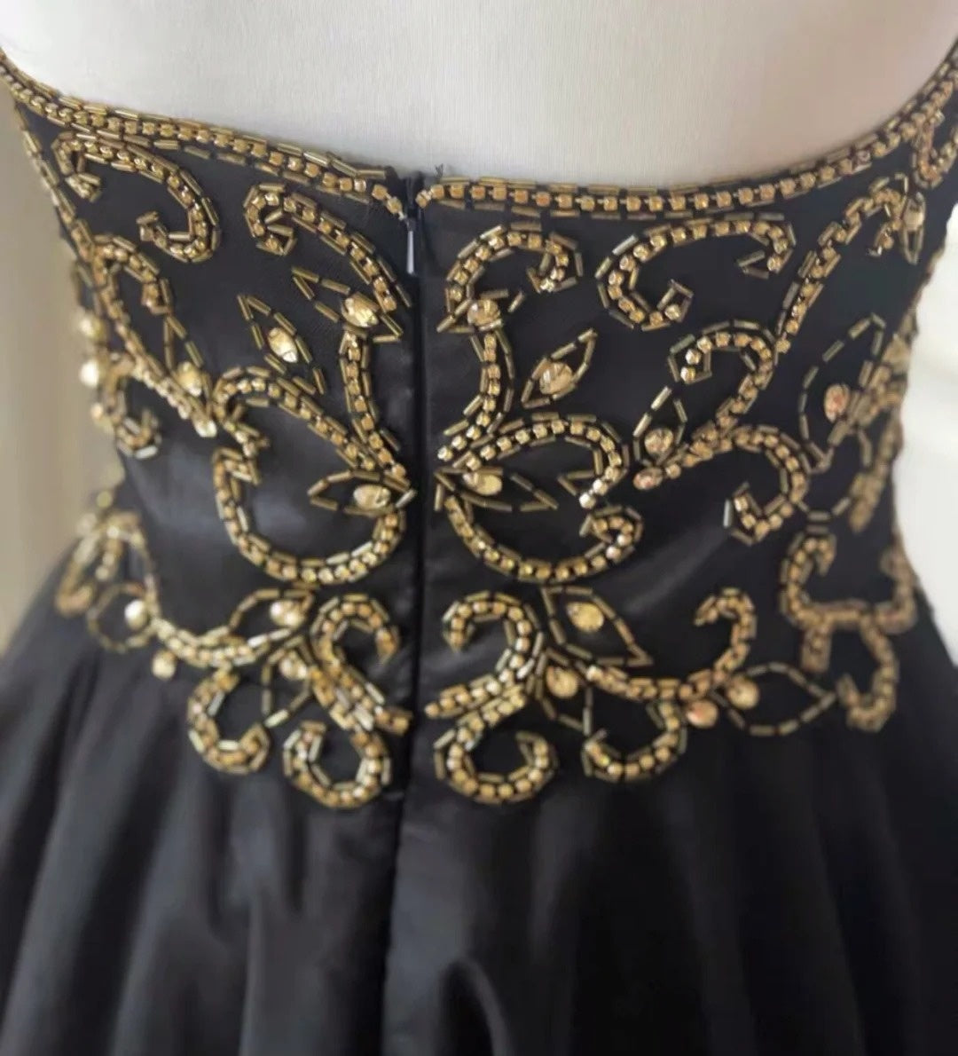 Robe de soirée vintage courte à perles noires et dorées, robe de soirée d'anniversaire nv4711