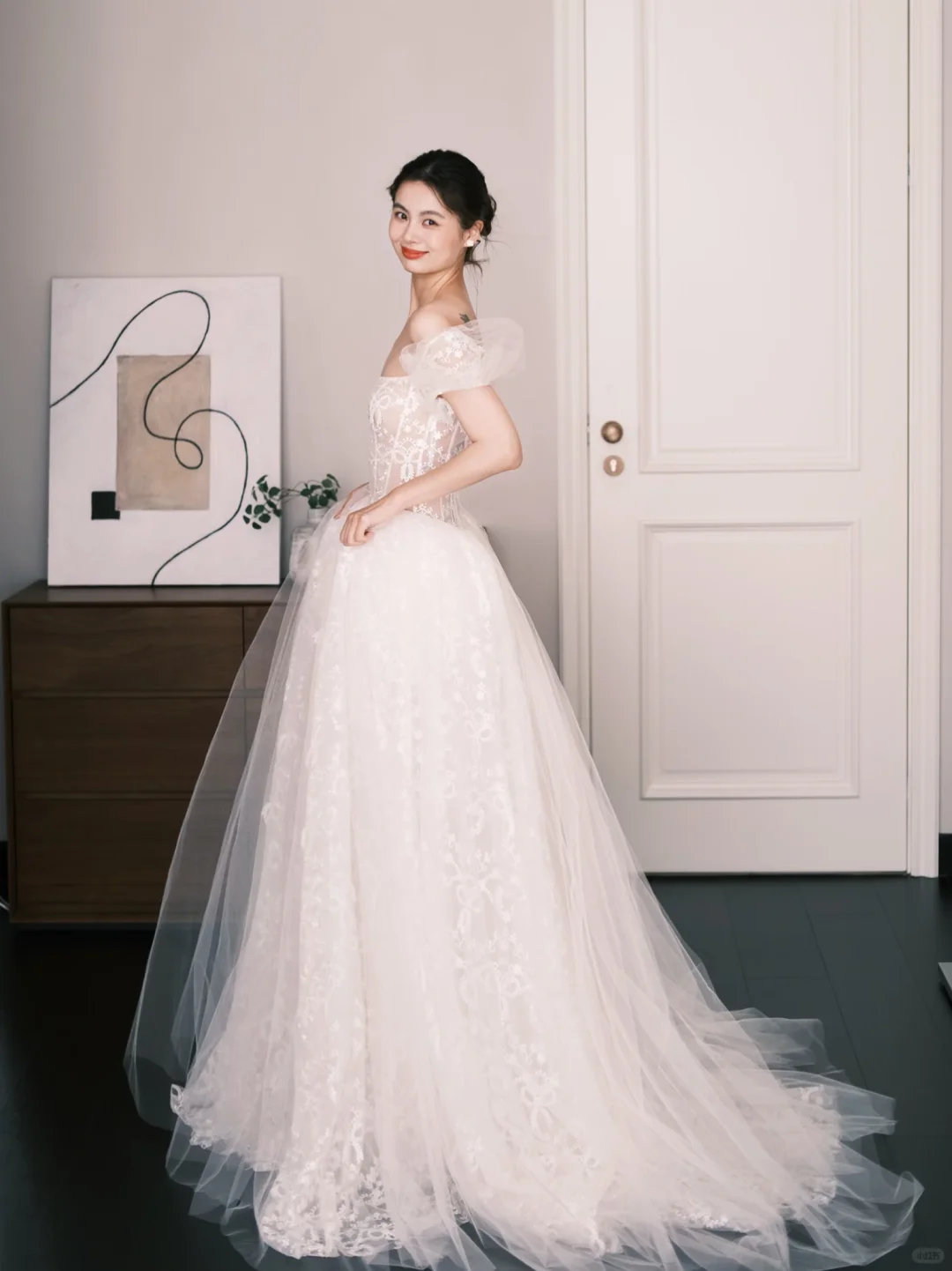 Puff Sleeve Lace Ballgown Wedding Dress Square Neck Bridal Gown  NV7267