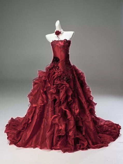 NiceVestidos-Burgunderrotes, trägerloses, ärmelloses Ballkleid mit 3D-Blumenmuster aus Tüll und bodenlanger Schleppe NV6181
