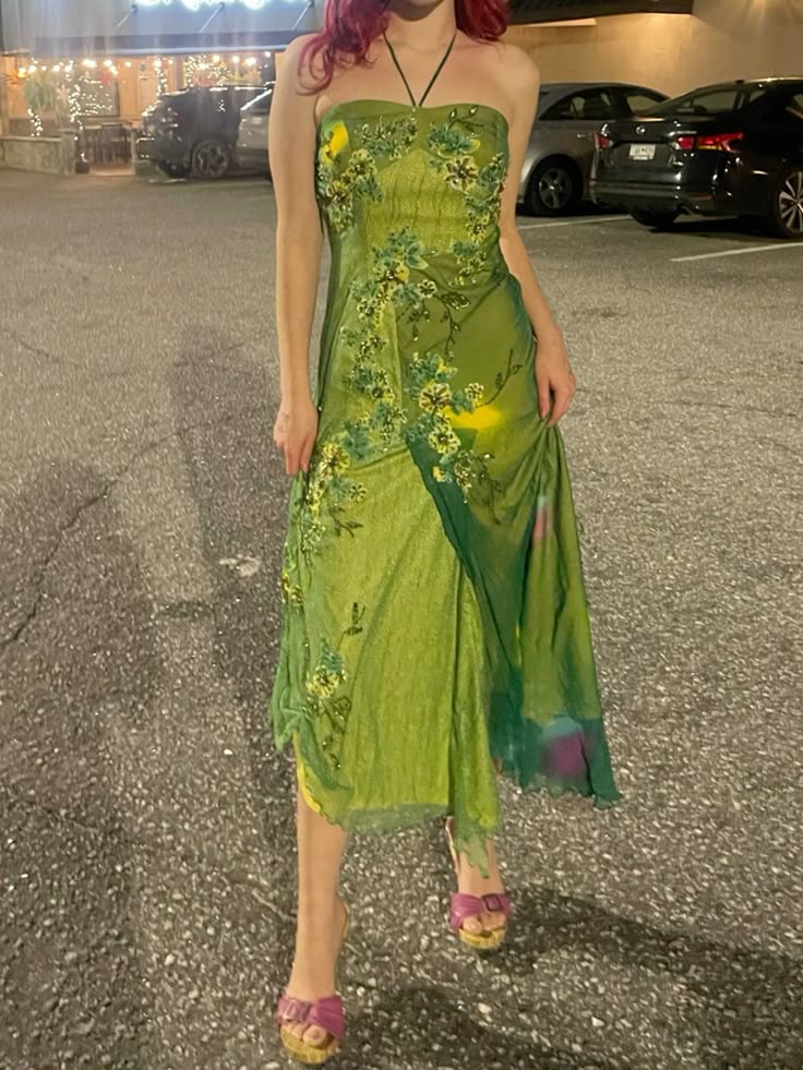 Grünes, modisches, geblümtes, kurzes/mittellanges Chiffon-Heimkehrkleid nv4477