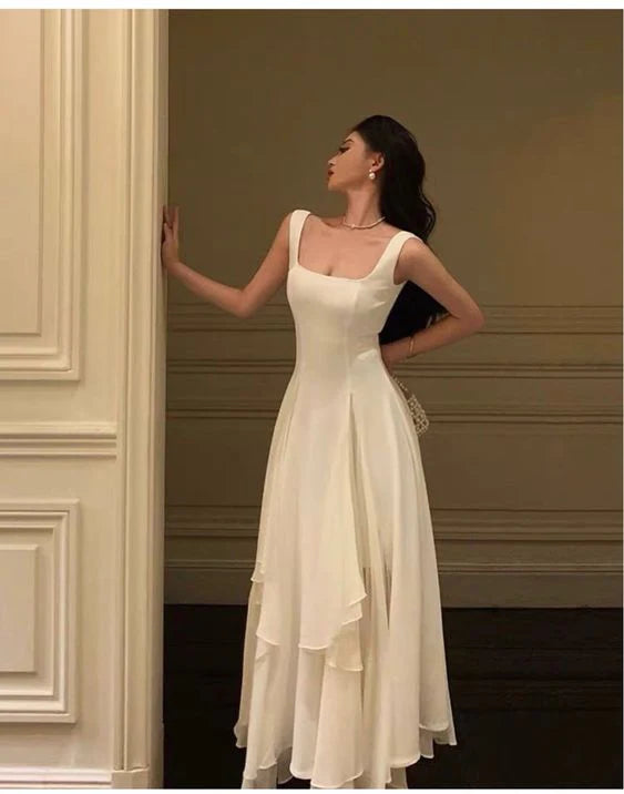Weißes elegantes unregelmäßiges Saum langes Ballkleid Abendkleid A-Linie quadratischer Ausschnitt Ballkleid Knöchellänge nv2007