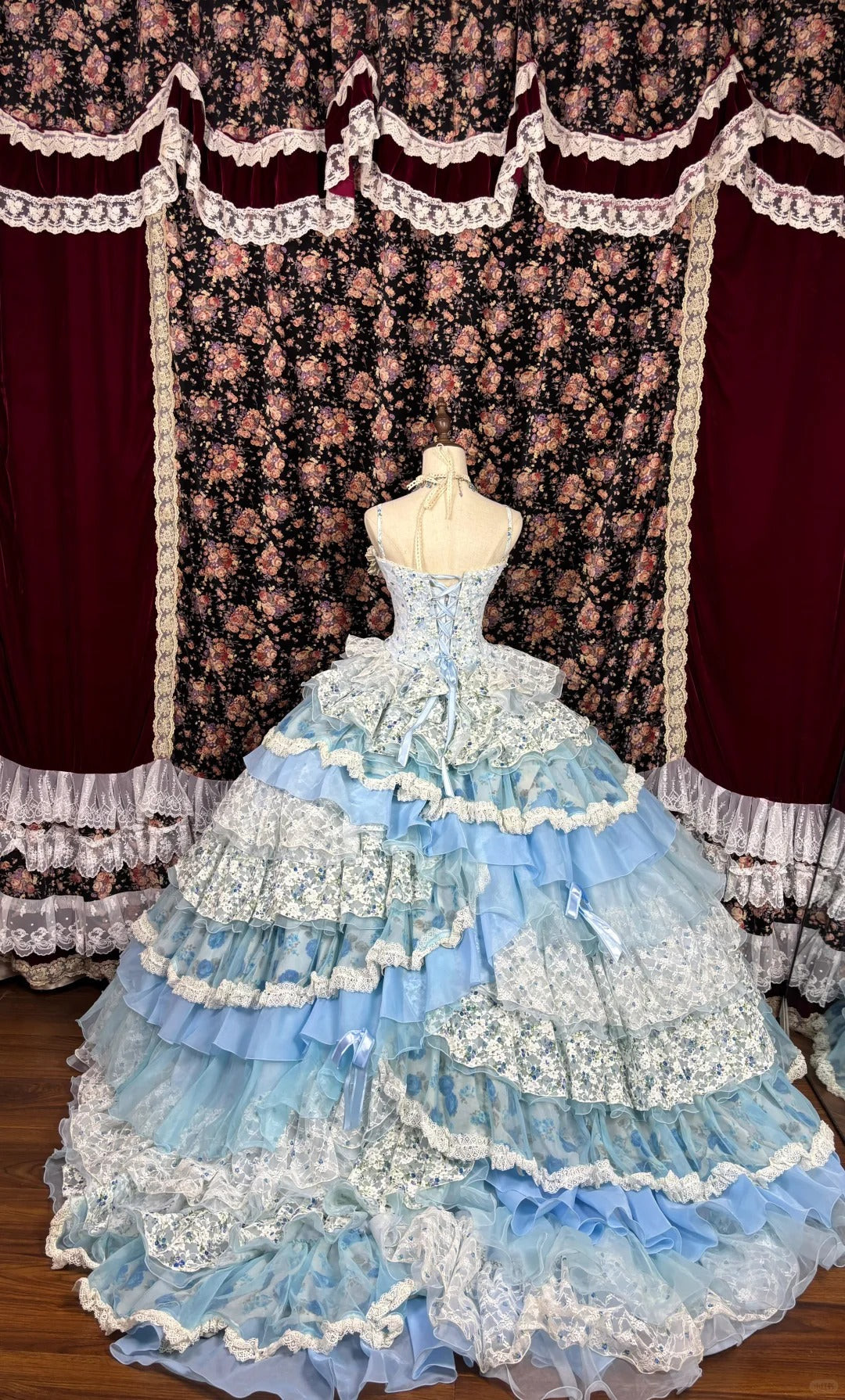 Blaues, geblümtes Prinzessinnen-Ballkleid aus Tüll, langes Abendkleid für Quinceanera, NV4651