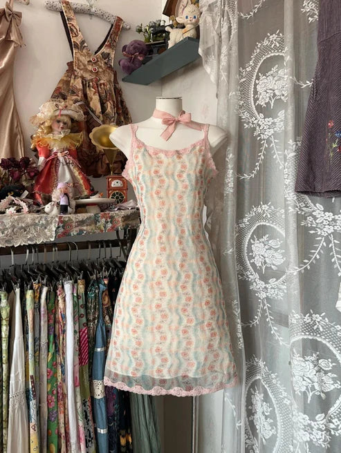 Rosa Blumenkleid für den Heimkehr, süßes Spaghettiträger-Kurz-Partykleid aus Chiffon, nv4298
