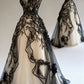 NiceVestidos-Schwarz-Weiß Paneel-Spitzen-Tüll Ärmelloses bodenlanges Gothic-Kleid NV6201