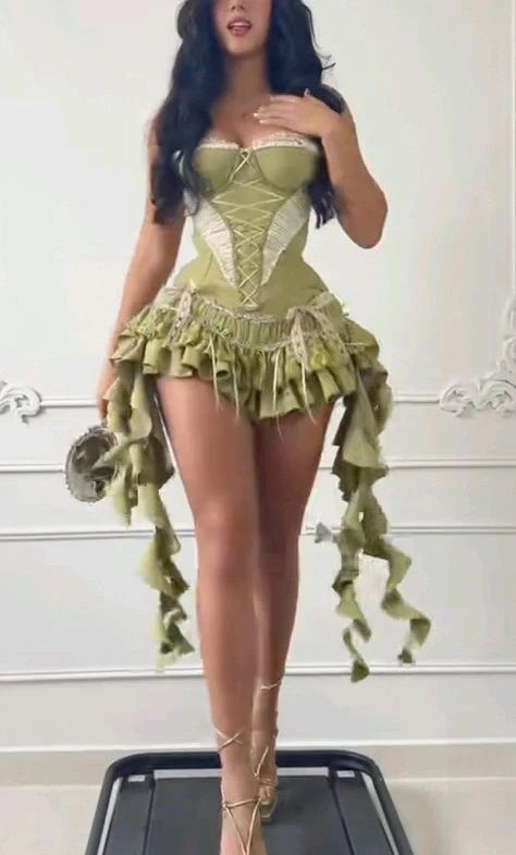Robe de cocktail courte en satin vert avec corset nv5177