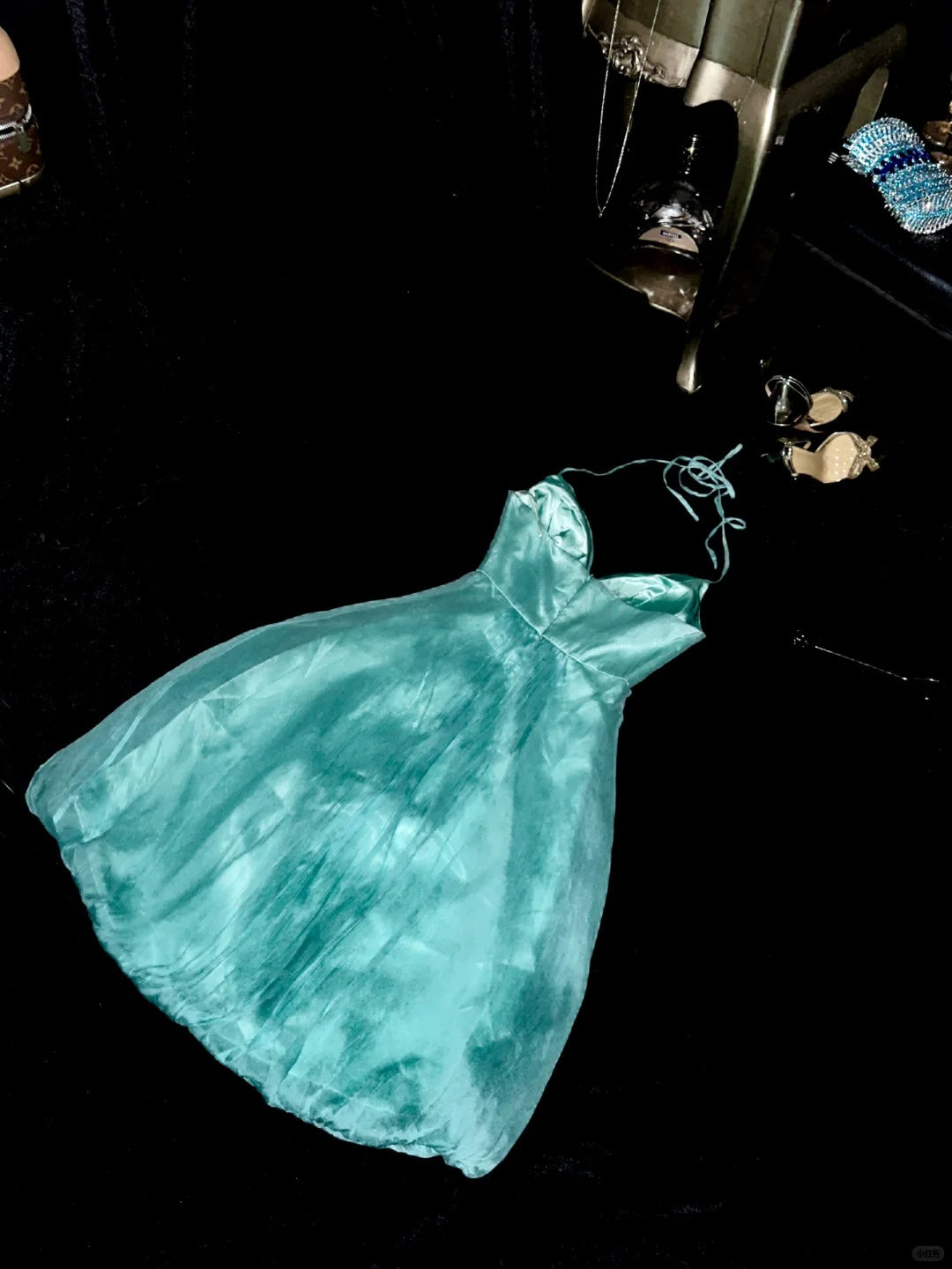 Mintgrünes florales Neckholder-Kurzkleid aus Satin-Tüll für den Heimkehrabend, Abendkleid, Geburtstagspartykleid, nv4689