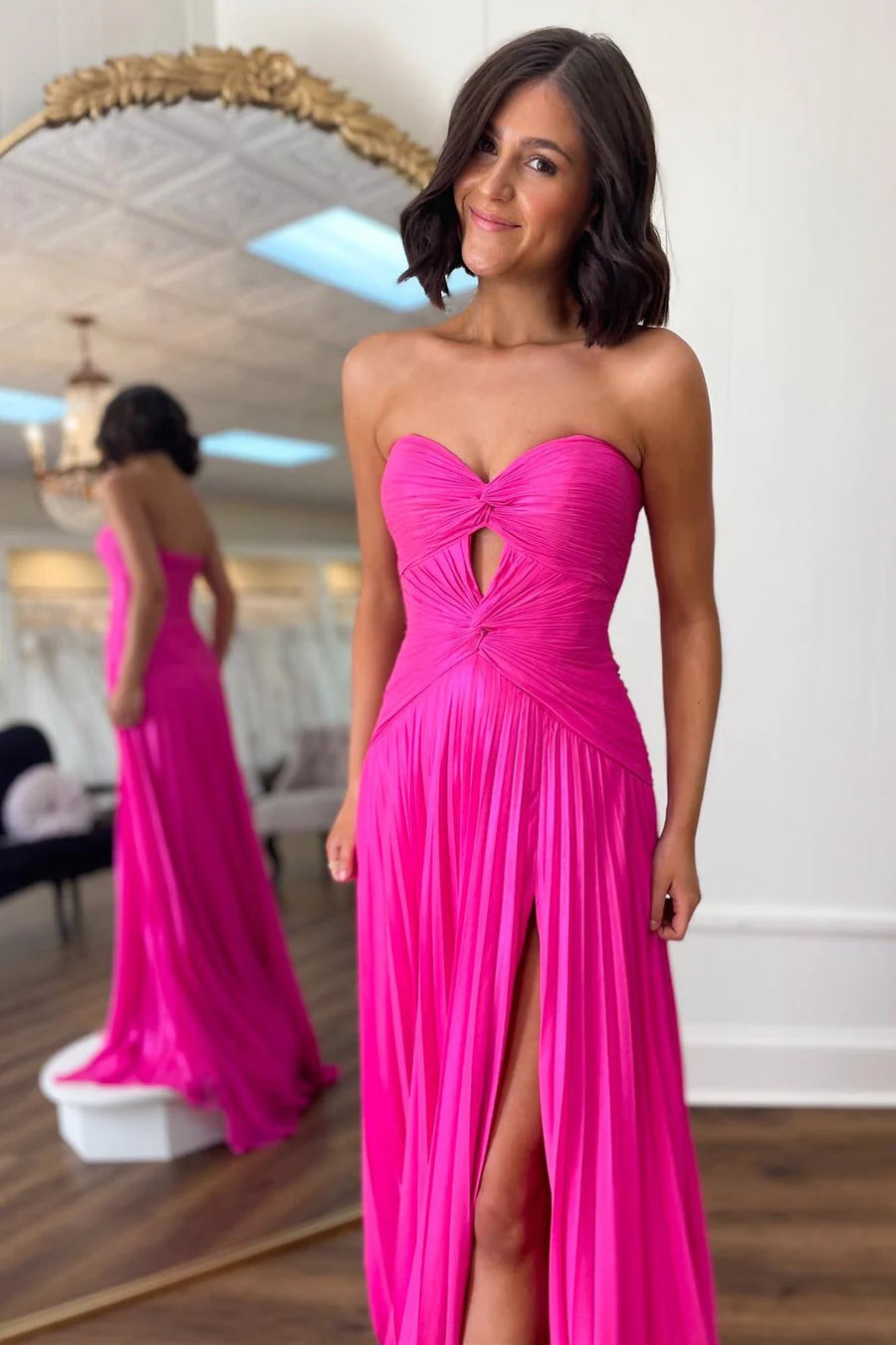 Heißes rosa trägerloses Schlüsselloch-Plissee-A-Linien-Ballkleid nv1645