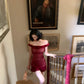 Robe courte bordeaux en dentelle à épaules dénudées : ourlet volanté, coupe moulante, style rétro français sexy NV6404