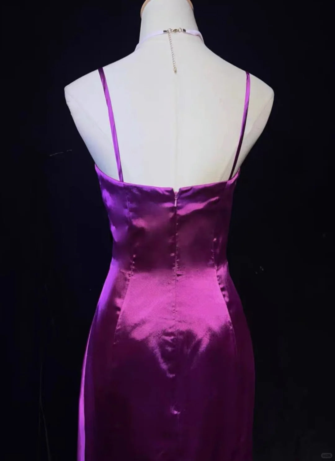 Robe de soirée longue en satin violet, élégante et perlée, nv4929