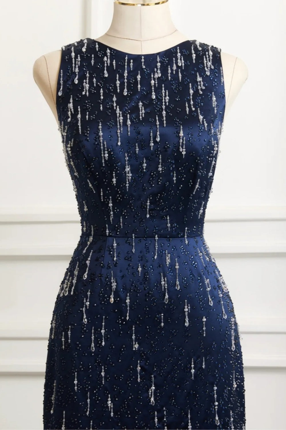Robe de soirée de cérémonie luxueuse bleu marine ornée de perles NiceVestidos NV6094