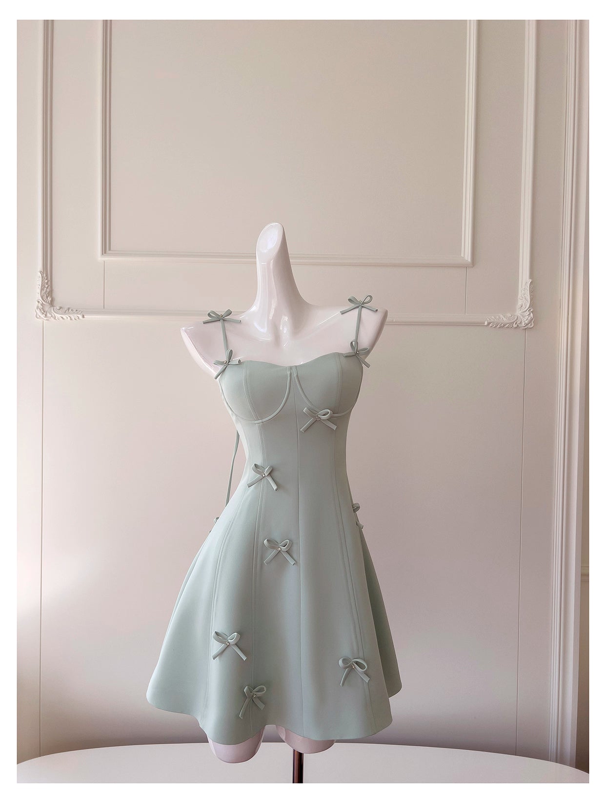 NiceVestidos - Robe courte de soirée printemps et été, nouvelle robe à bretelles sexy avec nœud vert, petite robe nv5545