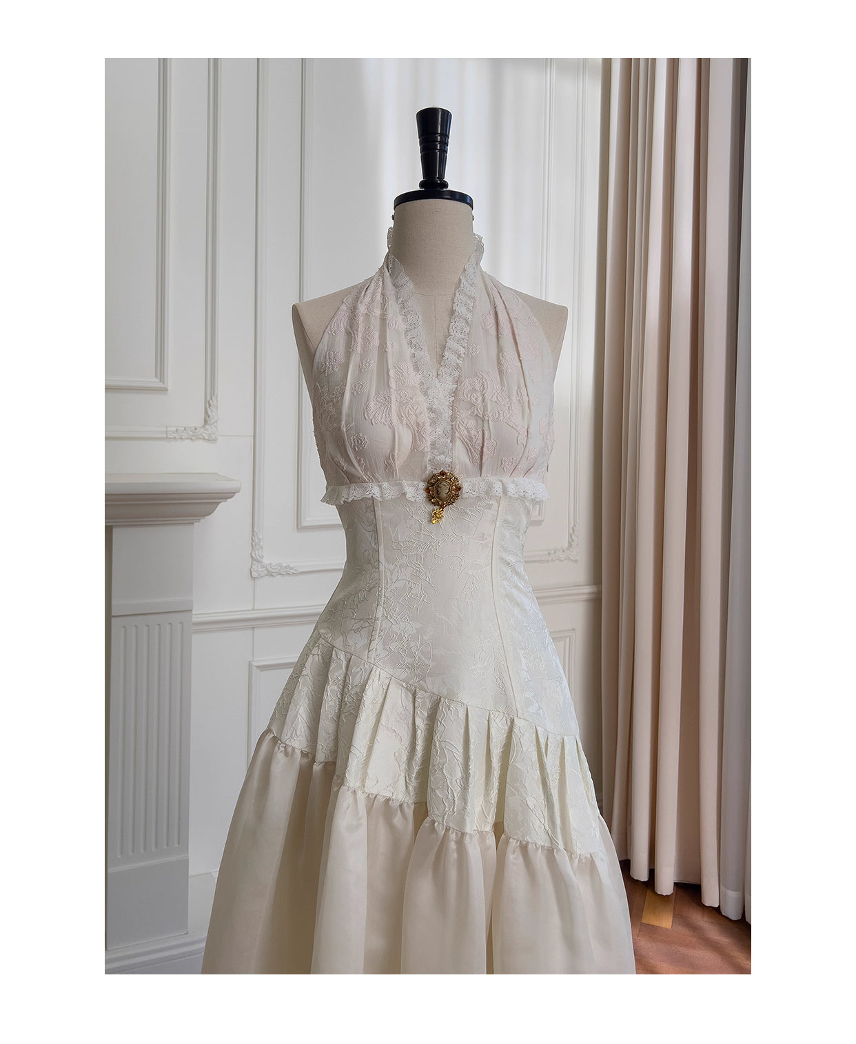 Robe de soirée élégante, coupe abricot, amincissante, mi-longue, dos nu, décolleté en V, nv5552