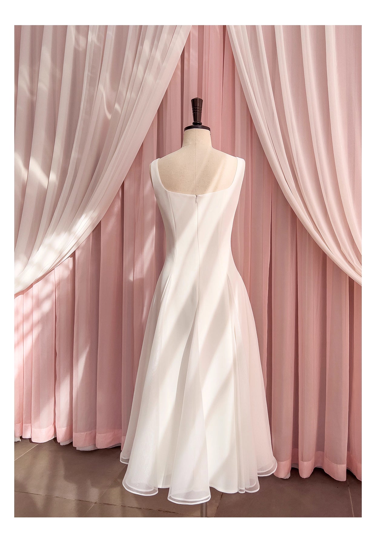 NiceVestidos - Robe courte de soirée, robe blanche longue à taille simple, nouveau style estival, bretelles sexy, grande taille, robe amincissante nv5546