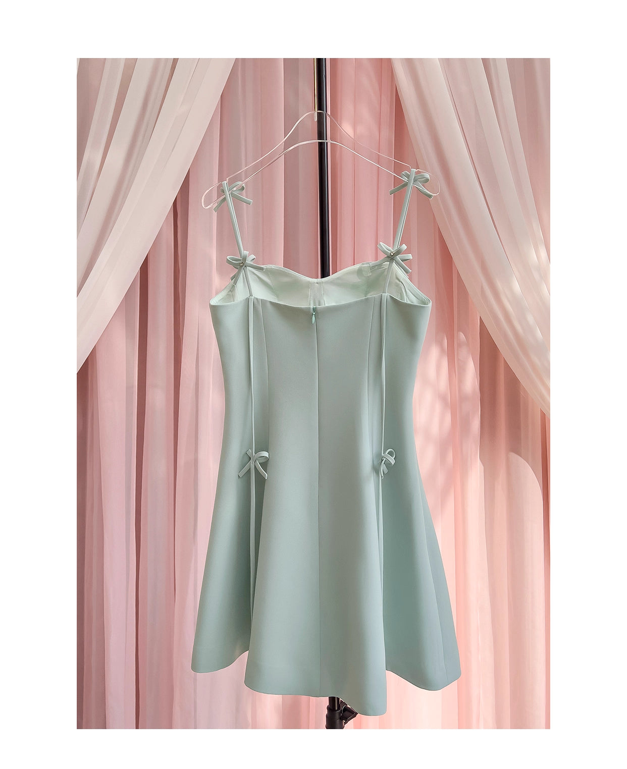 NiceVestidos - Robe courte de soirée printemps et été, nouvelle robe à bretelles sexy avec nœud vert, petite robe nv5545