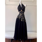 NiceVestidos-Homecoming-Kleid, Schwarz und Gold, Satin, Jacquard-Design, ärmellos, langes Kleid, rückenfrei, Neckholder, sexy Bankettkleid, nv5559