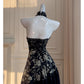 NiceVestidos-Homecoming-Kleid, Schwarz und Gold, Satin, Jacquard-Design, ärmellos, langes Kleid, rückenfrei, Neckholder, sexy Bankettkleid, nv5559