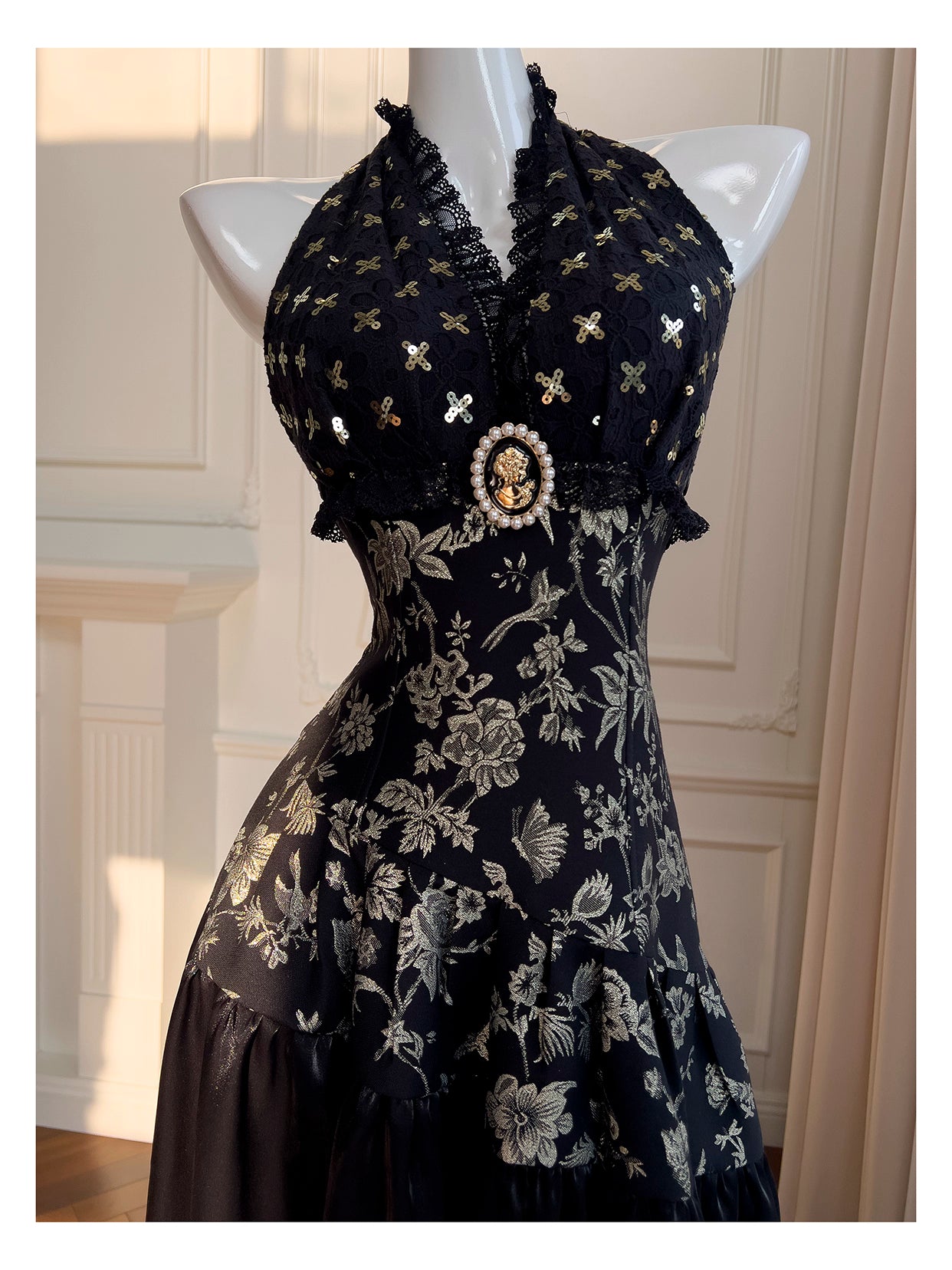 NiceVestidos-Homecoming-Kleid, Schwarz und Gold, Satin, Jacquard-Design, ärmellos, langes Kleid, rückenfrei, Neckholder, sexy Bankettkleid, nv5559