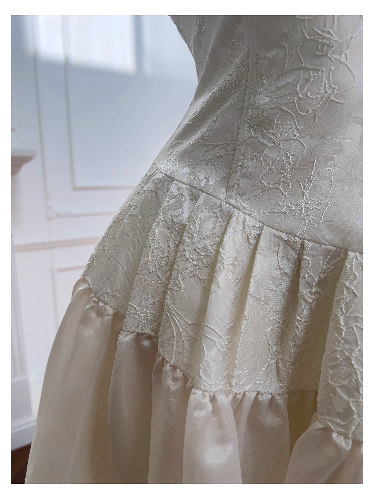 Robe de soirée élégante, coupe abricot, amincissante, mi-longue, dos nu, décolleté en V, nv5552