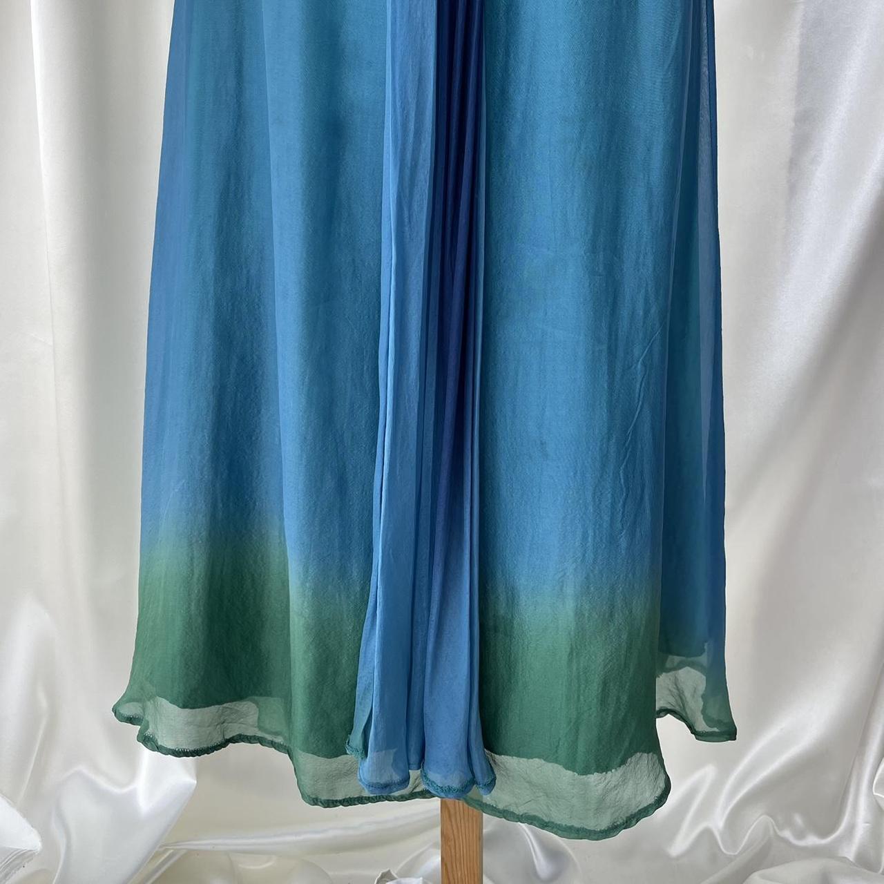 💙Magnifique et unique robe de bal longue en mousseline de soie ombrée à perles bleues et vertes nv5381