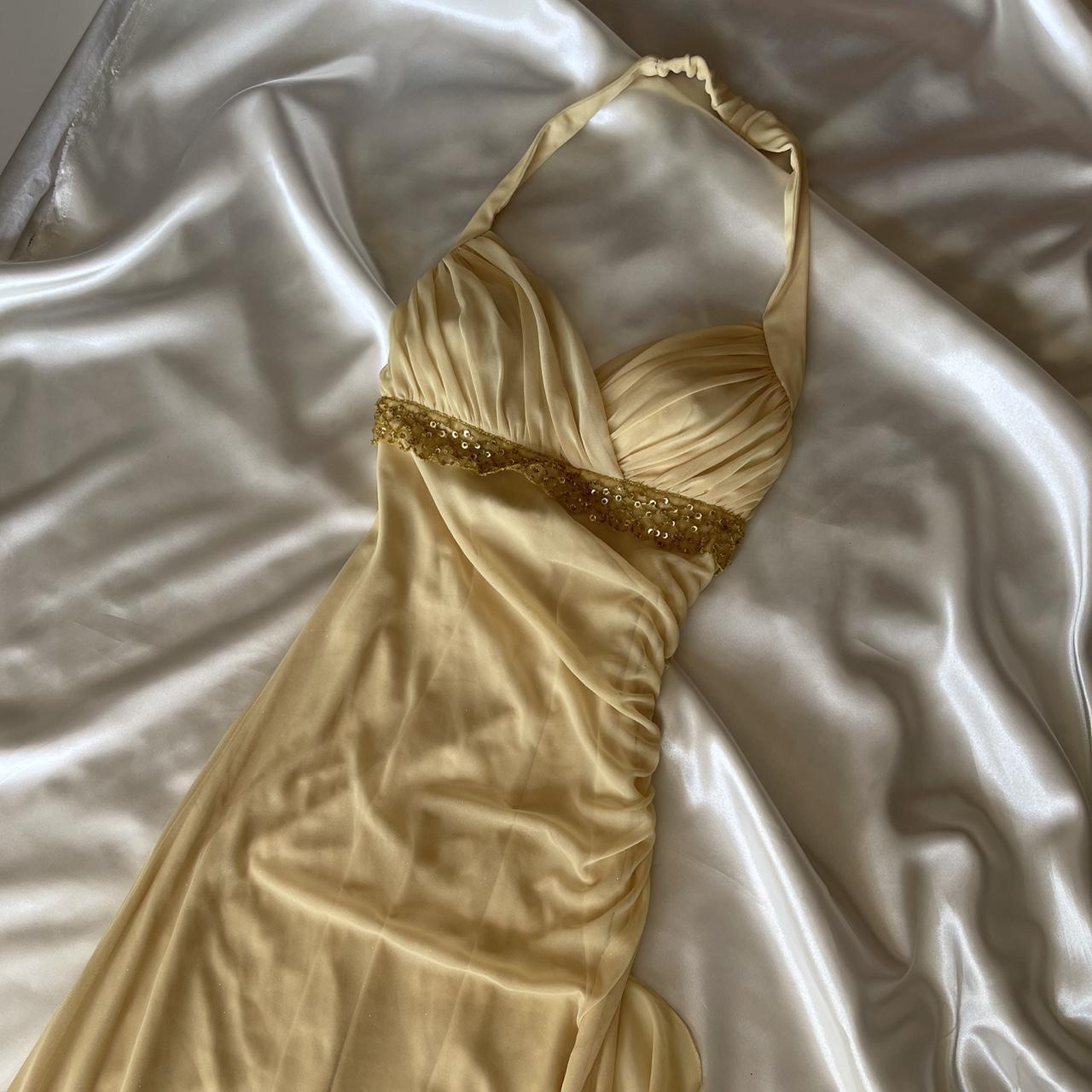 ✨Buttergelbes, modisches Hosenträgerkleid, einzigartig funkelnd, glitzernd, herzförmiger, rückenfreier Ausschnitt, Perlenquaste, langes Chiffon-Ballkleid NV5378