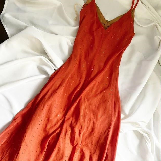 Orangefarbenes, asymmetrisches Chiffon-Heimkehrkleid mit Pailletten im Vintage-Stil, nv4537