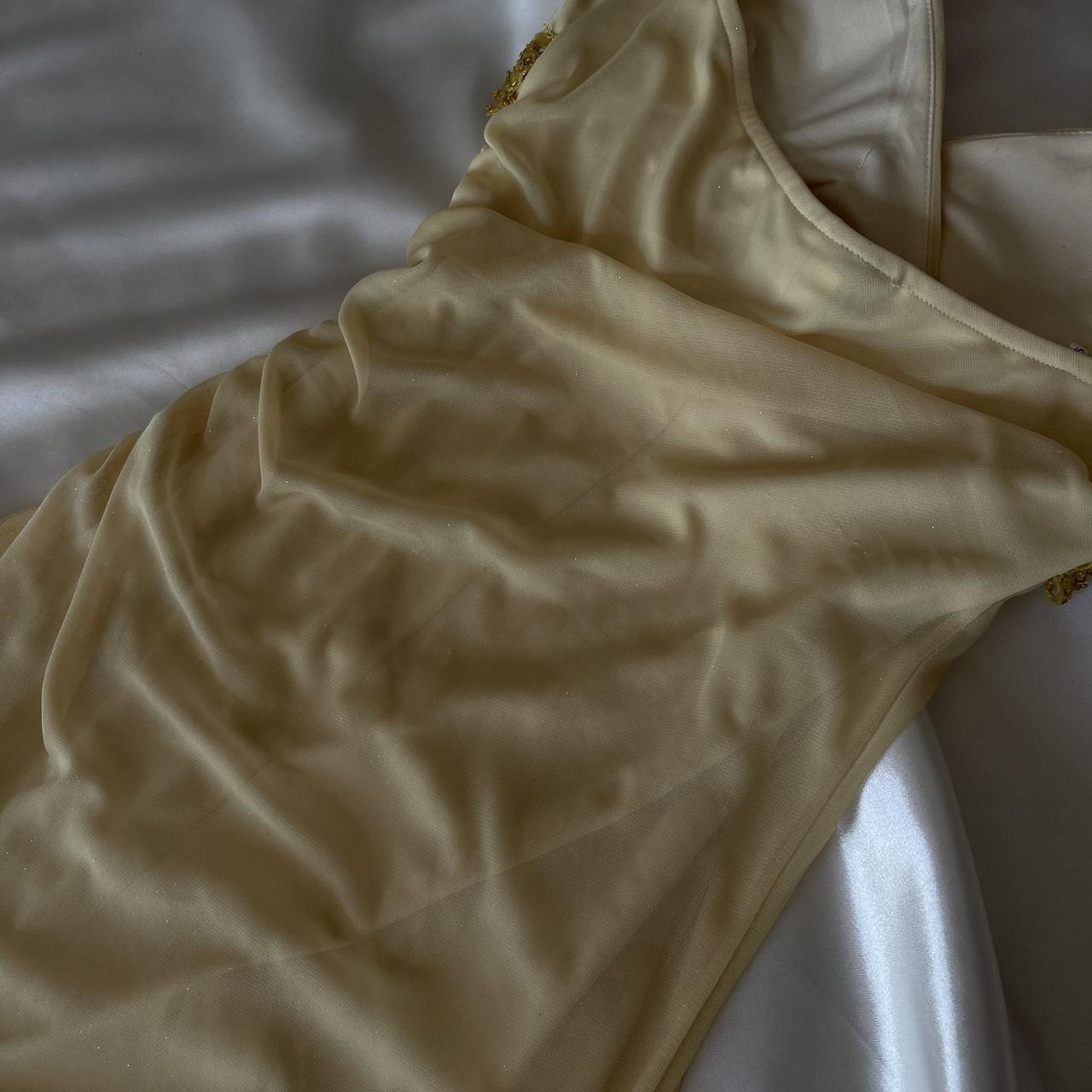 ✨Buttergelbes, modisches Hosenträgerkleid, einzigartig funkelnd, glitzernd, herzförmiger, rückenfreier Ausschnitt, Perlenquaste, langes Chiffon-Ballkleid NV5378